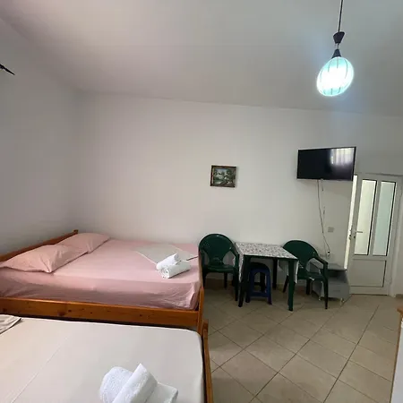Hotel Ares *