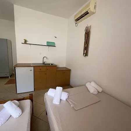Hotel Ares *