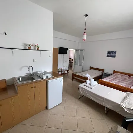 Ares Hotel Himarë